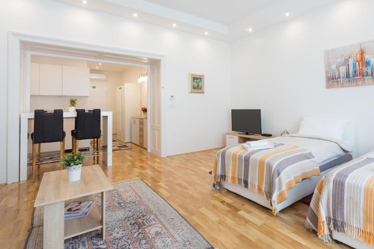 City Center Apartments Загреб Екстериор снимка