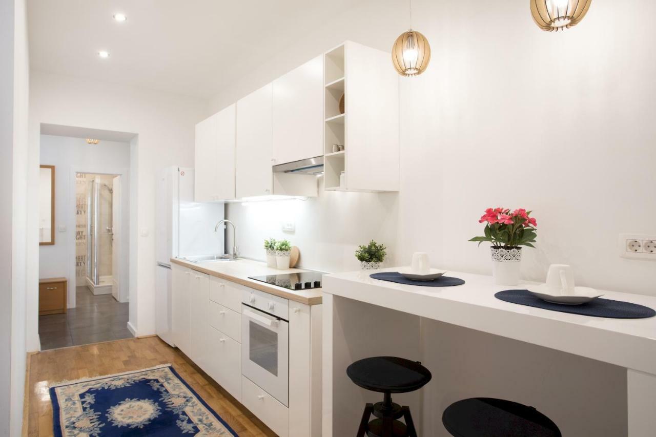 City Center Apartments Загреб Екстериор снимка