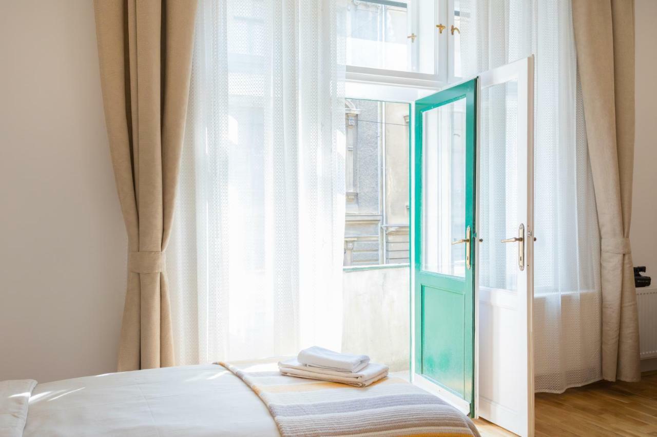 City Center Apartments Загреб Екстериор снимка